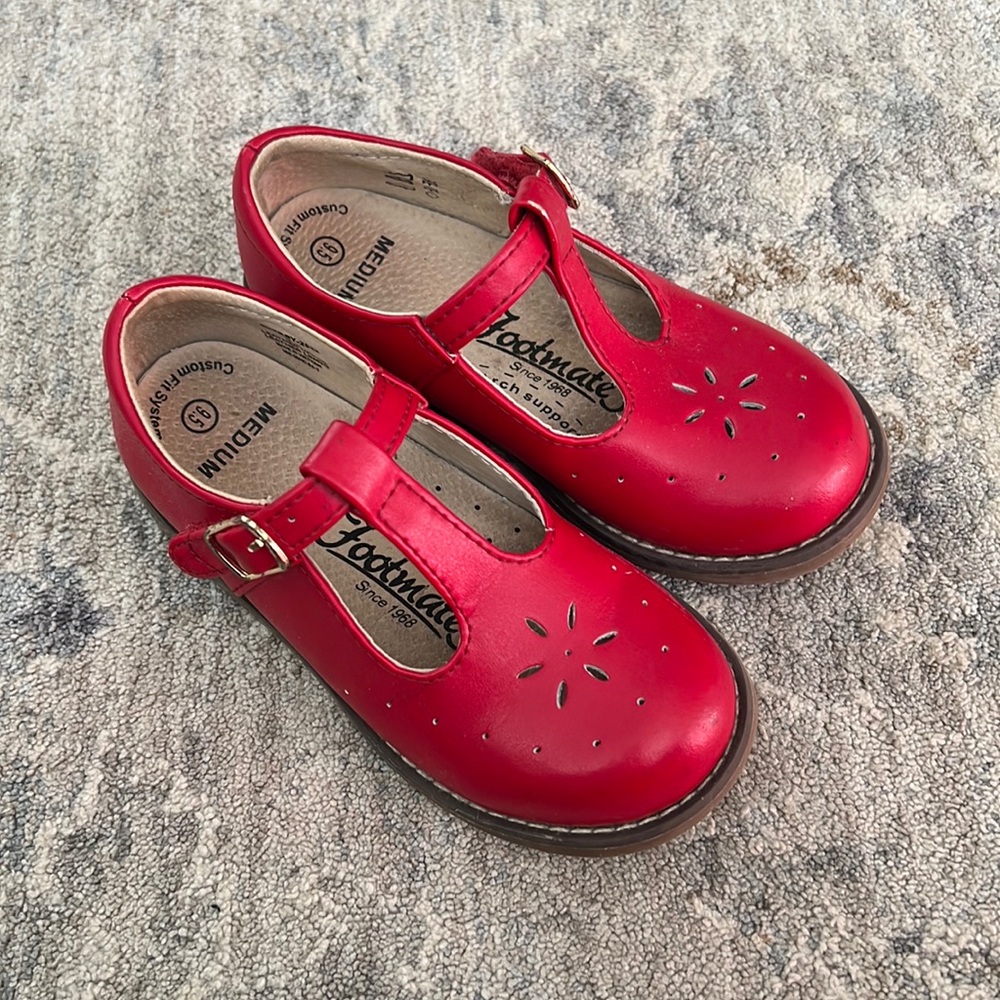 Adorable Red Size 9.5 Footmates Sherry T-Strap Mary Jane